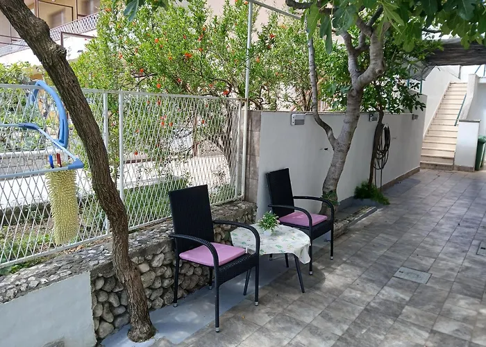 Apartments Andrijasevic
