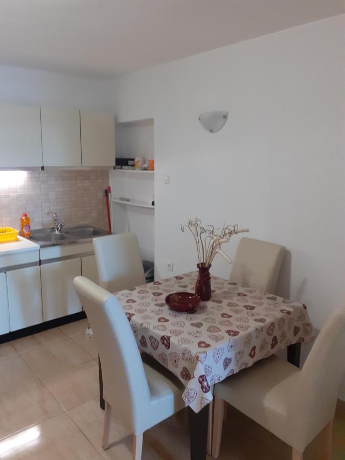 Apartment Andrijasevic *