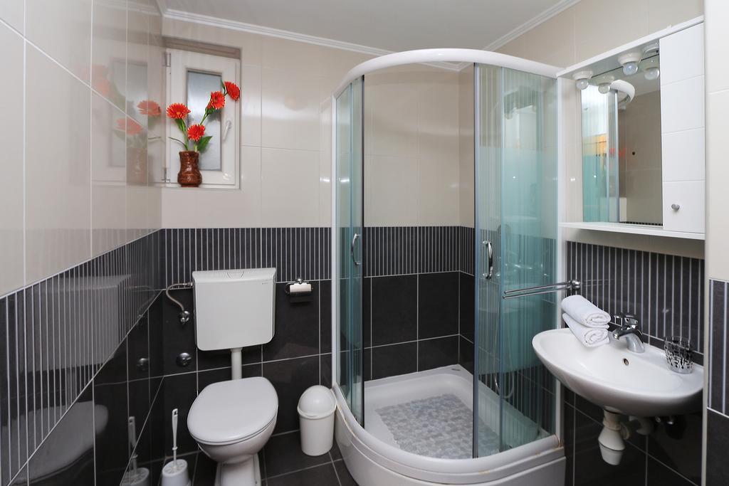 Apartment Andrijasevic